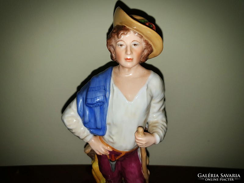 Immaculate Herend harvest figure