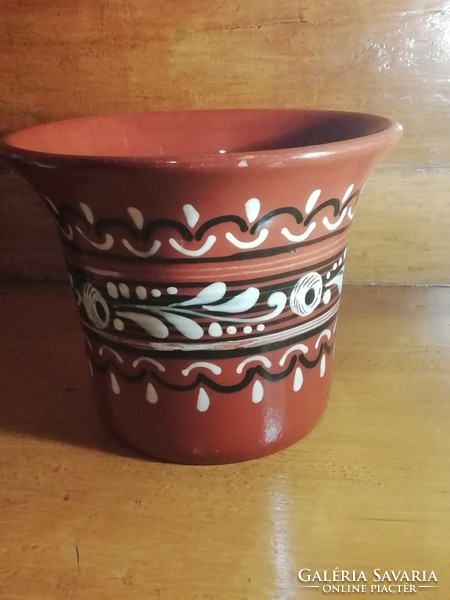 Retro ceramic pot