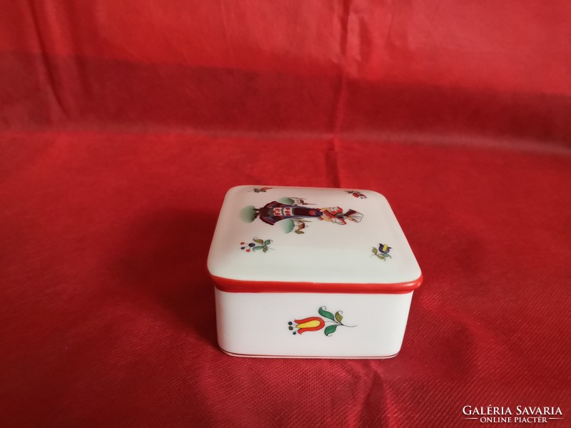 Herend square bonbonier, box, cigarette box, jewelry holder