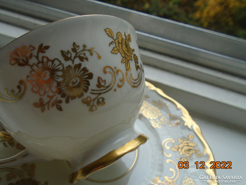 1949 Opulens kézzel festett arany virág mintákkal Reichenbach német barokk kávés csésze alátéttel