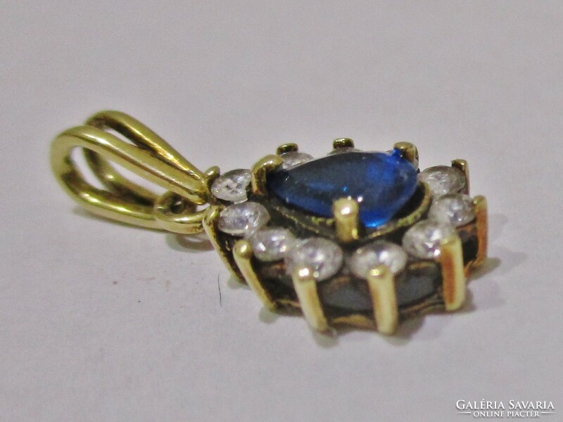 Nice 14kt gold pendant with sapphire and zircon