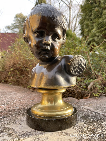 Old bronze putto bust (bust)
