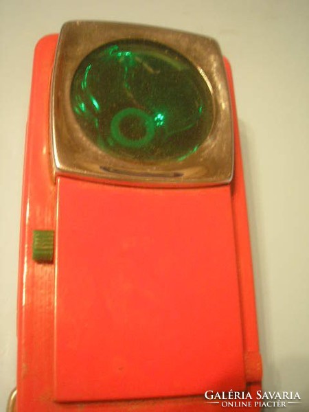 N7 Katonai Színváltós prízmás menetoszlop irányító elemlámpa piros fehér zöld