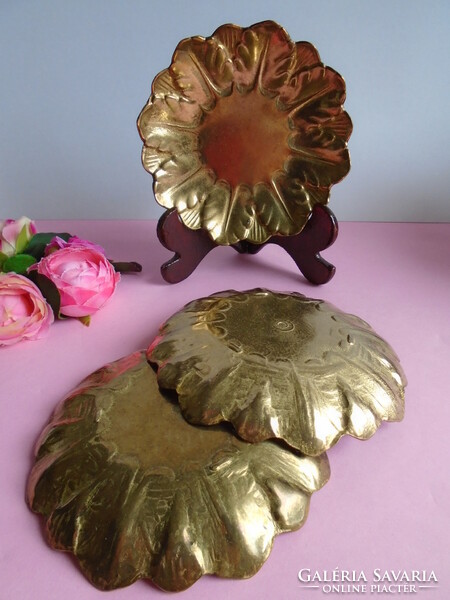 3 Pcs. Copper plates, washer, ring holder per piece.