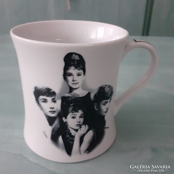 Audrey Hepburn mug, Leonardo collection