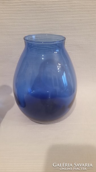 2 darab kék üveg váza