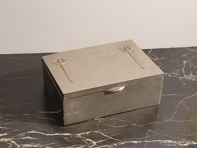 Art Nouveau argentor box silver-plated 17.5x12x6.5cm