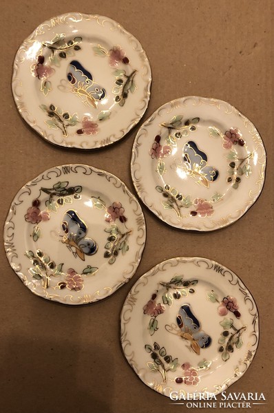 Zsolnay, 4 plates with a butterfly pattern