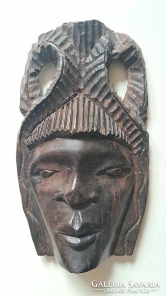 African woodcarving mask i.