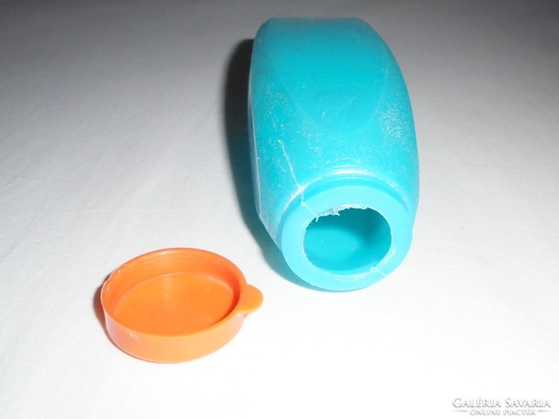 Retro plastic detergent rocking powder powder holder spray jar bottle - 1970s