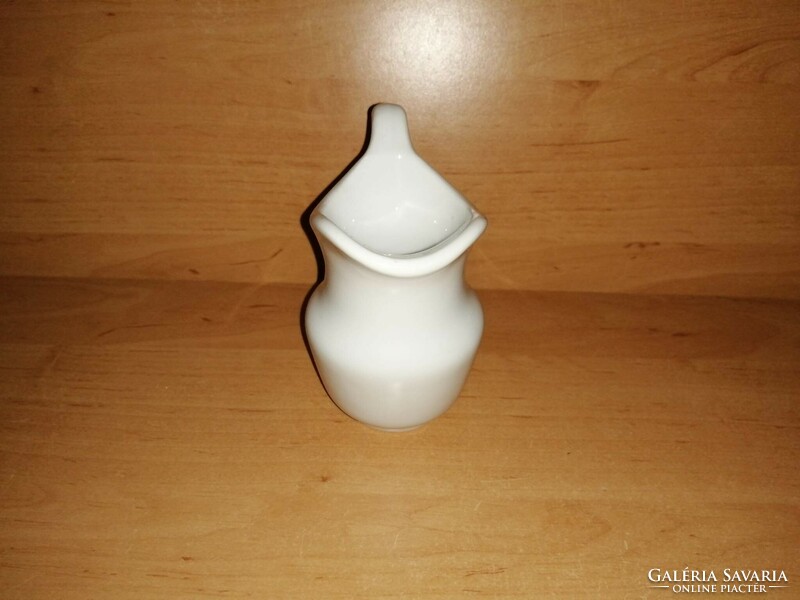 Nehéz vastag porcelán kis kancsó (20/d)
