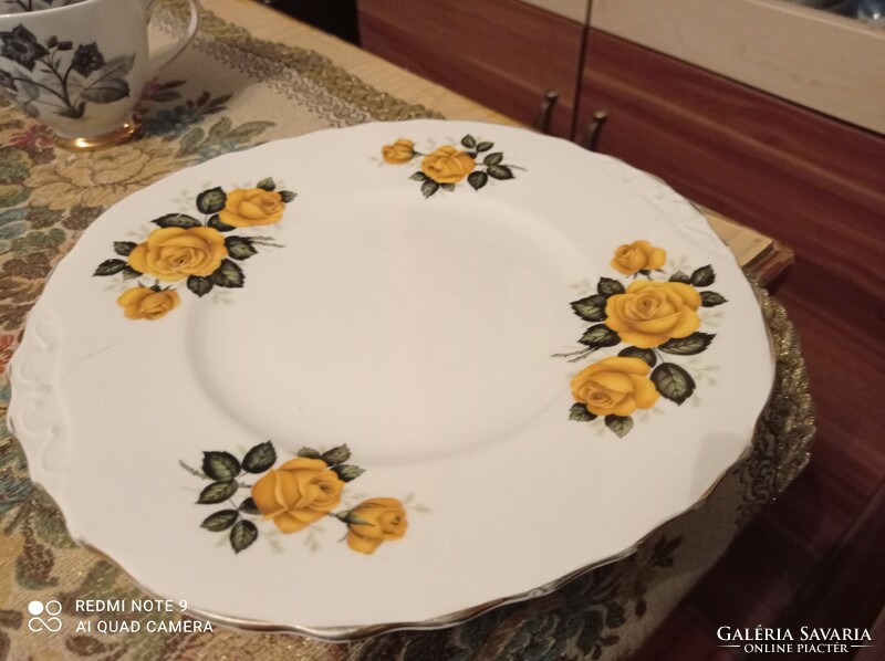 English yellow rose collector's flat plate 23 cm