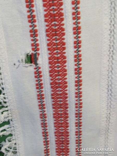 Folk woven tablecloth 75x 63 cm (film, theater props)