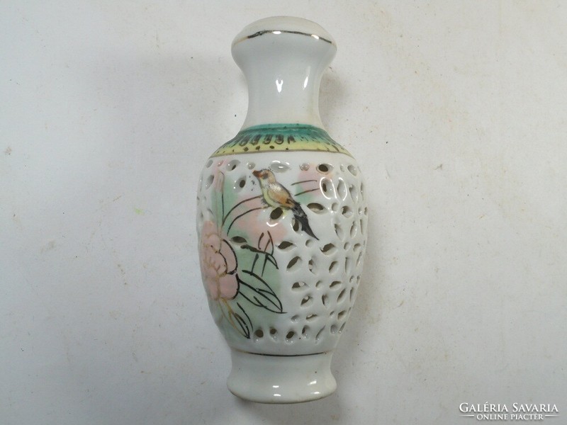 Retro ceramic woven openwork painted porcelain small vase - height: 10.5 cm