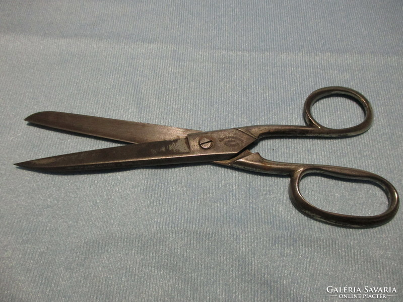 Old böntcen-sabin soling scissors