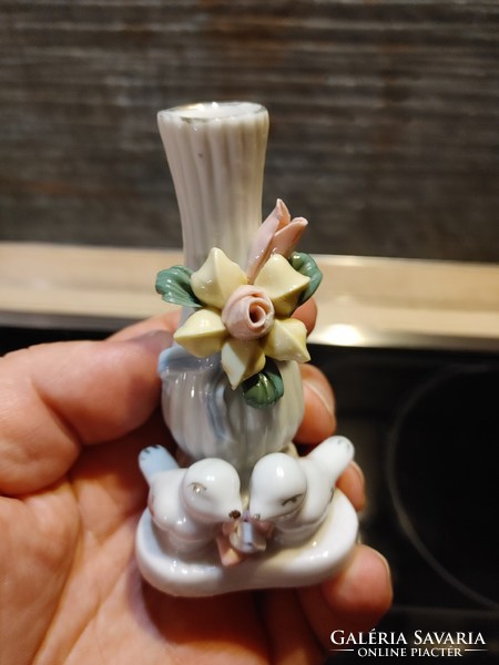 Mini madaras rózsás porcelán virágtartó