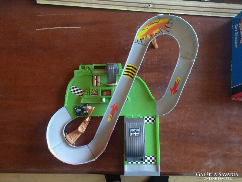 Hot wheels highway, city speedway game, negotiable
