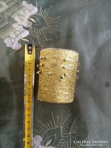 Candle holder, gold beads, negotiable