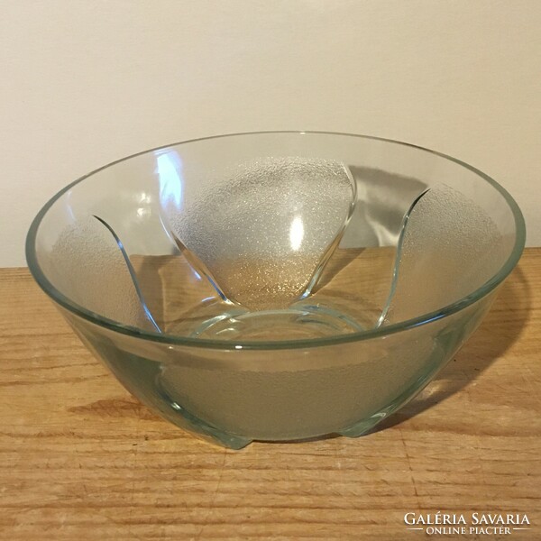 Glass bowl