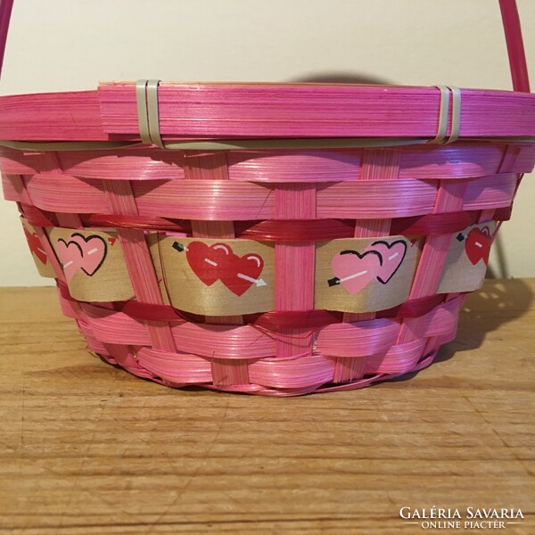 Valentine's day favor basket