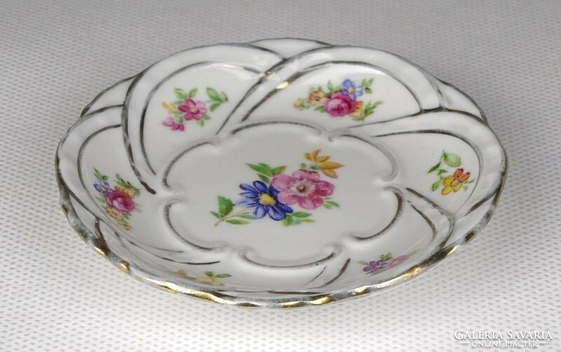 1L660 old small Zsolnay porcelain bowl 8 cm