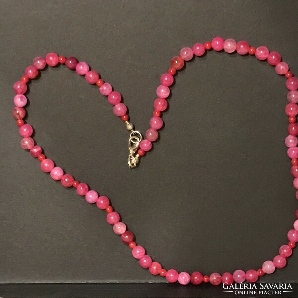 Pink agate necklace with steel clasp