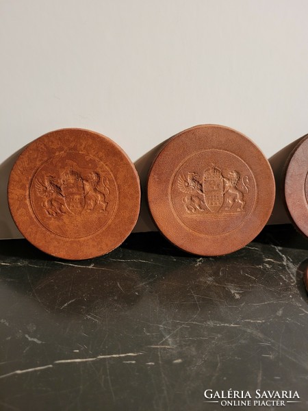 6 leather coasters 9cm with coat of arms of Budapest -- coat of arms