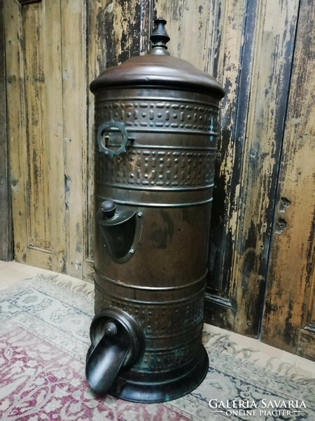 Kávé adagoló, nagy méretű KV adagoló, szatócsbolt bádog és réz kávé tároló a 20. század első feléből