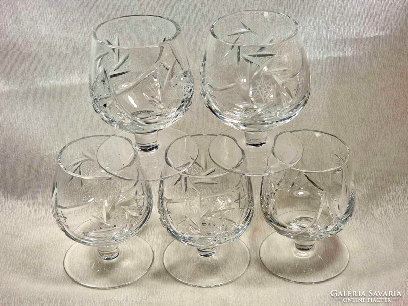 Set of 5 cognac crystal glasses. In perfect condition
