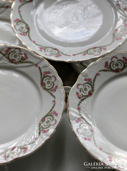 Szecessziós porcelán lapos tányérok, 5+1
