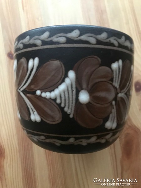 Ceramic bowl from Hódmezővásárhely. With minor damage. 13X12 cm