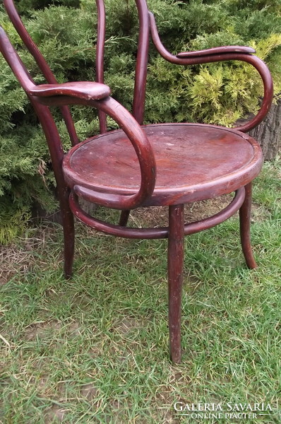 Thonet nagyméretű karosszék.