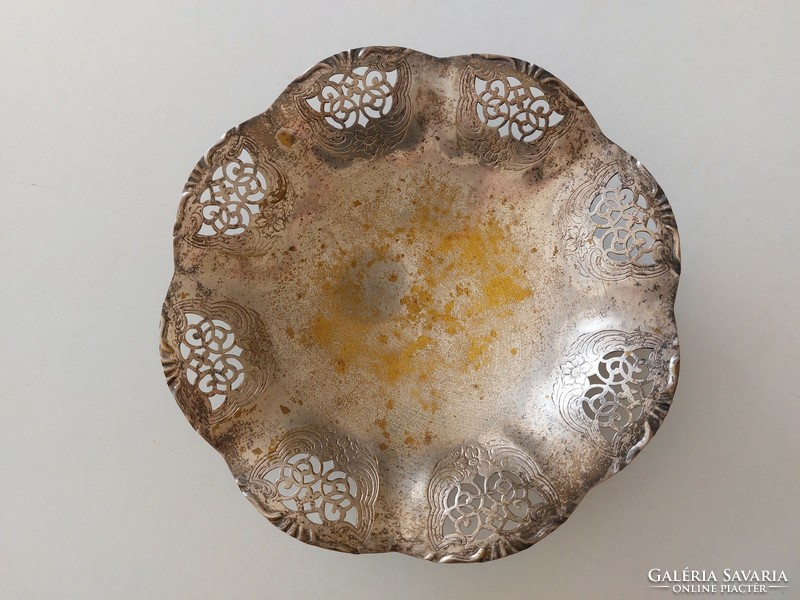 Old alpaca round bowl with pierced edges