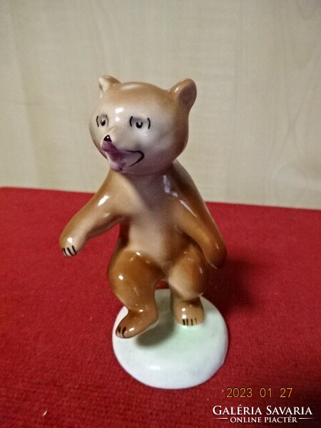 Ravenclaw porcelain figurine, dancing teddy bear, height 9 cm. He has! Jokai.