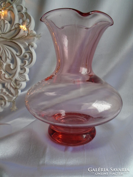 Pink crystal vase 15.5 Cm.
