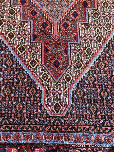 Kézicsomózású Tabriz Perzsaszőnyeg 125x170