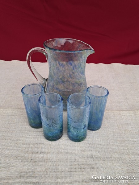 Gyönyörű színátmenetes kancsó pohár poharak repesztett Fátyolüveg fátyol karcagi berekfürdői üveg