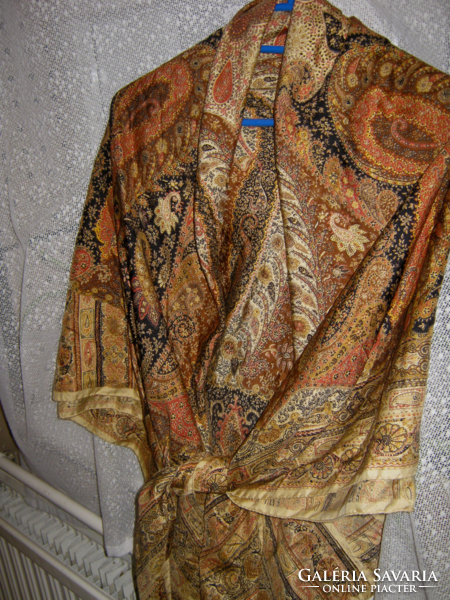 Giant Italian silk scarf 135 cm x 135 cm