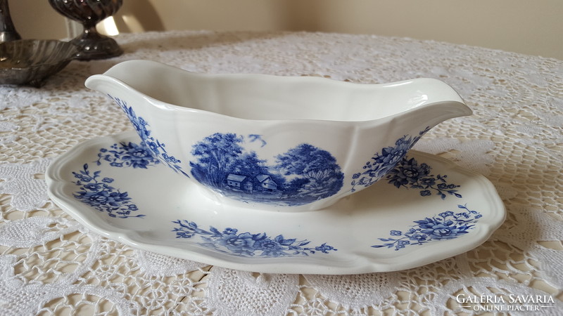 Flowery, scenic French porcelain sauce and gravy spout