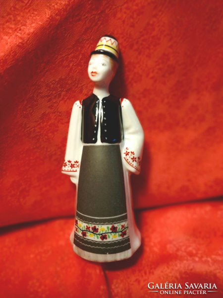 Hollóház porcelain bachelor in traditional costume