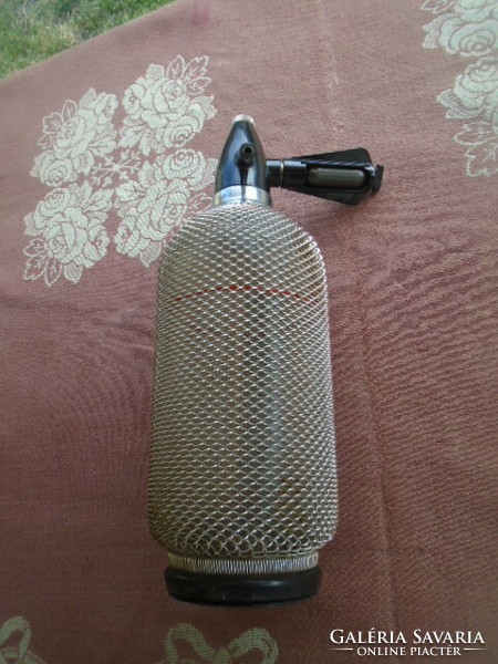 Retro régi acél  hálós fémhálós üveg szódásszifon szódásüveg kb 2 literes