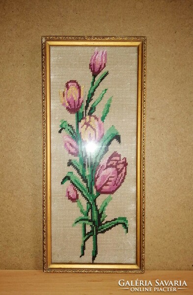 Flower pattern tapestry tapestry in a glazed frame 20*45 cm