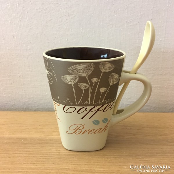 Drapp coffee mug with spoon