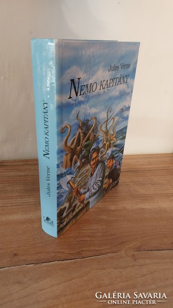 Jules Verne  Nemo kapitány, Kétévi vakációv, + GRÁTISZ ronggyá olvasott Robinson  - könyv