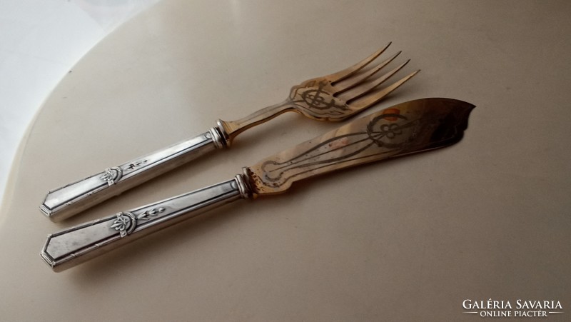 Silver handle fork and fork