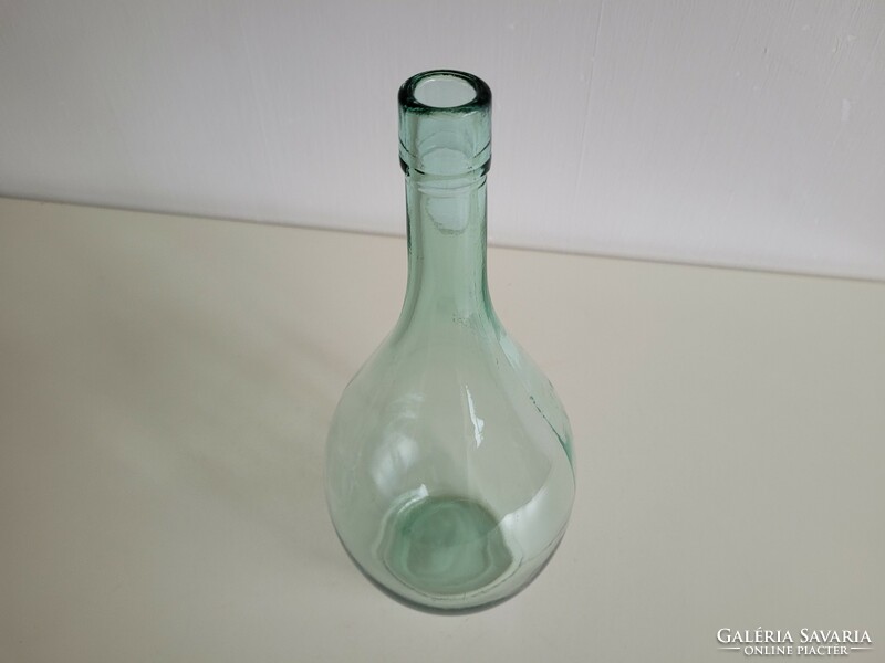Régi türkiz zöld üveg palack dekoráció