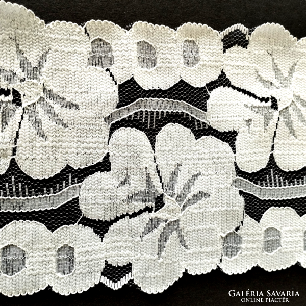 Vintage machine shelf strip, hemming lace for creative purposes 30 m x 10.5 cm, 400 ft/m