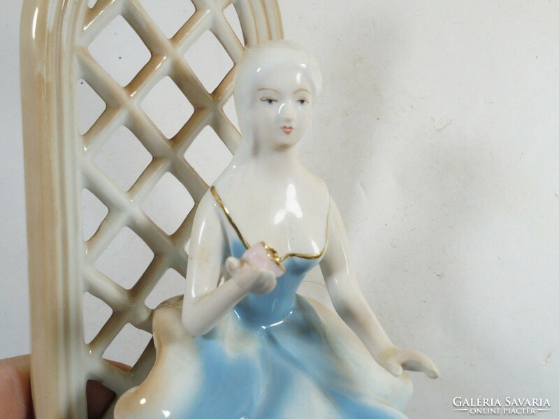 Régi retro jelzett ARPO porcelán hölgy nő figura szobor romániai