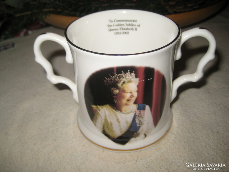 II.Erzsébet királynő  , kétfülű ,  jubileumi csésze  ,