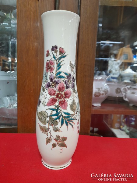 Zsolnay flower pattern vase. 26 Cm.